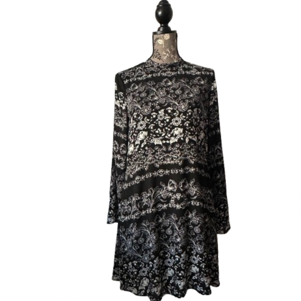 As U Wish Women's M Black&White Rayon Boho Floral Mini Lined Sleeved Tunic Dress